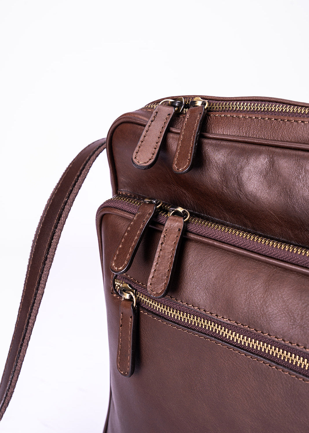 FERROW messenger bag dark brown full-grain calfskin